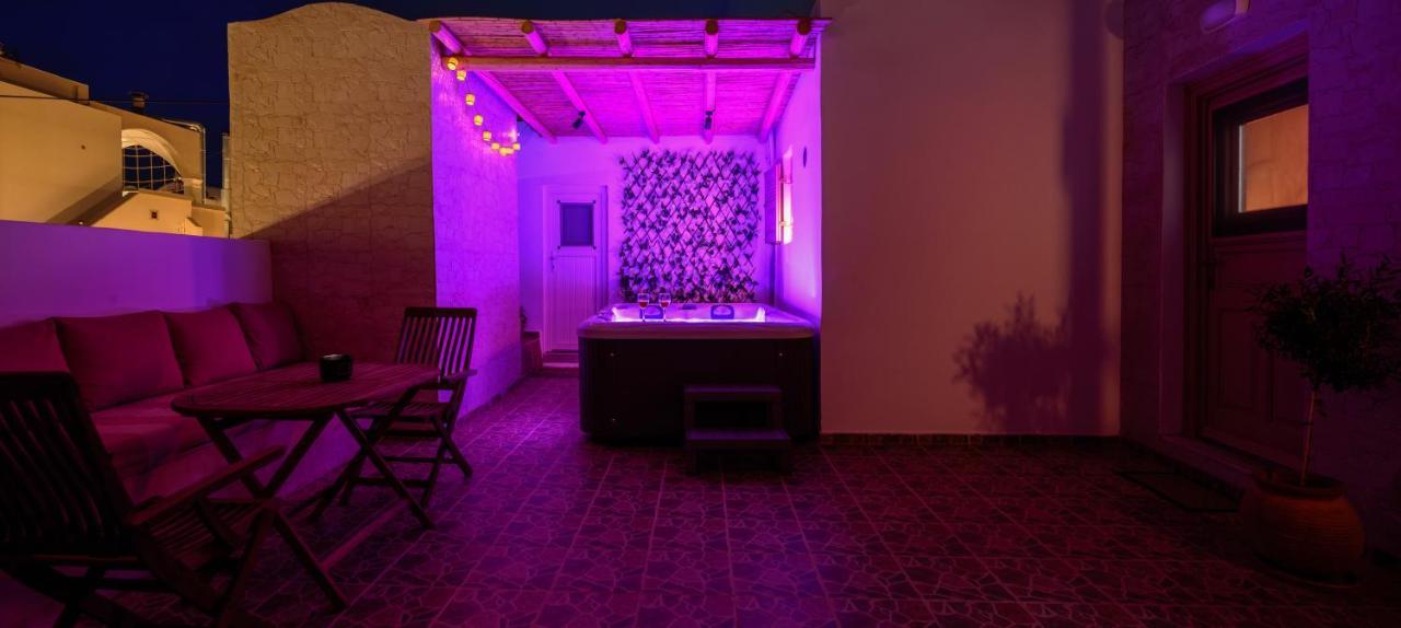 Heart Of Oia - Private House With Jacuzzi Διαμέρισμα Εξωτερικό φωτογραφία
