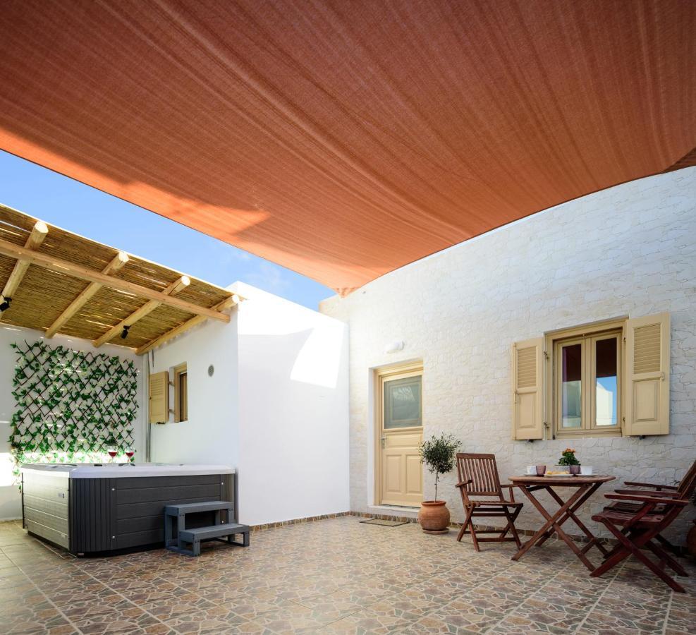 Heart Of Oia - Private House With Jacuzzi Διαμέρισμα Εξωτερικό φωτογραφία