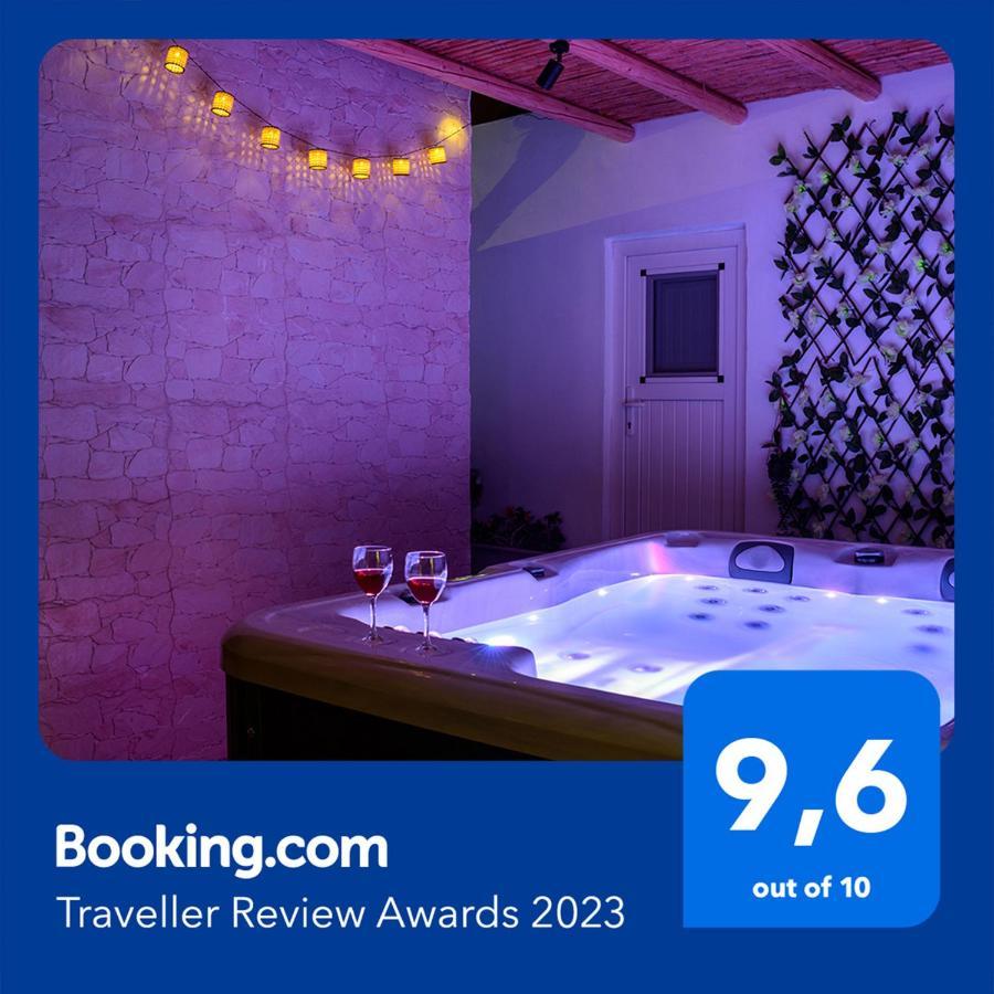 Heart Of Oia - Private House With Jacuzzi Διαμέρισμα Εξωτερικό φωτογραφία